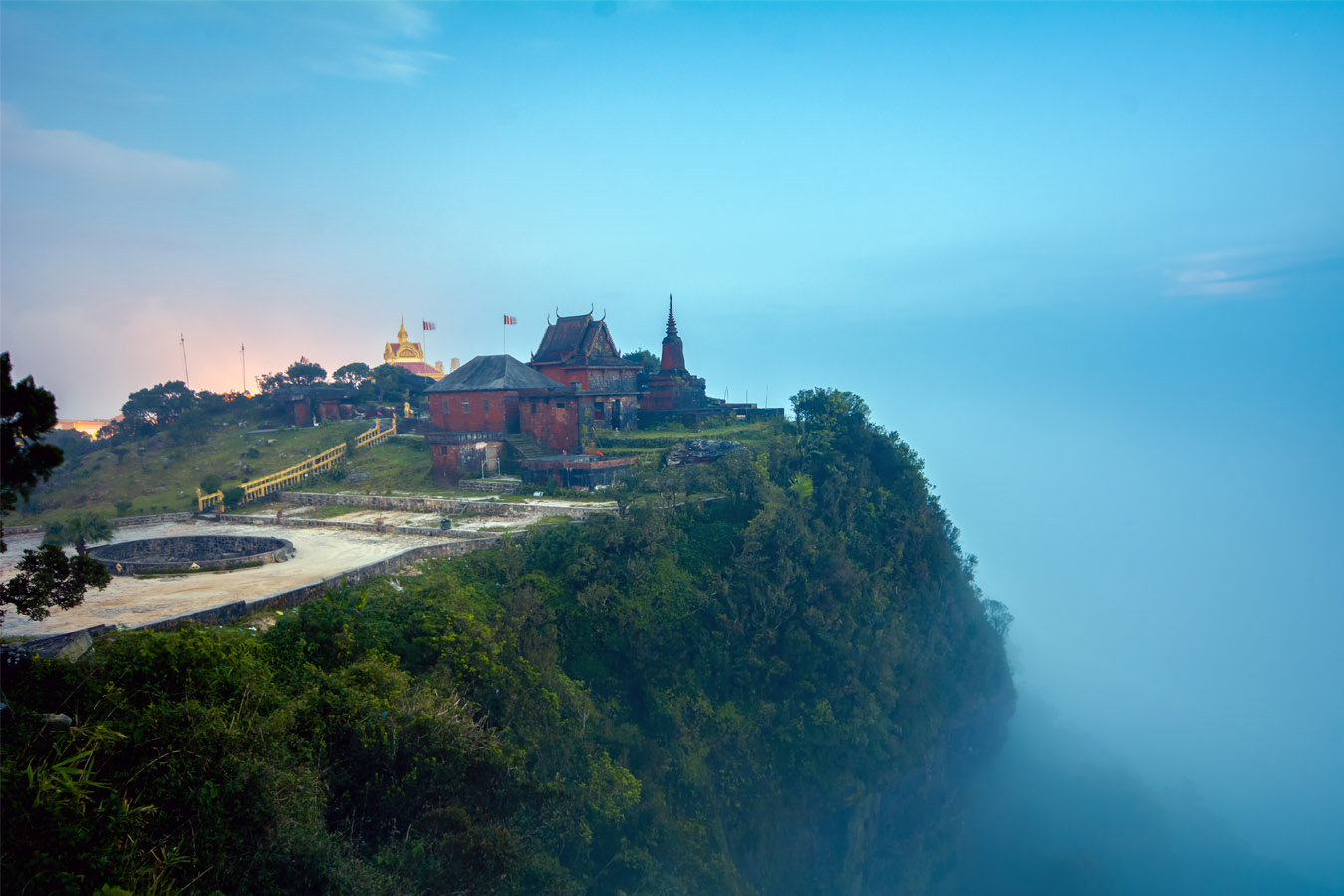 attraction-Bokor Mountain Kampot Province 2.jpg